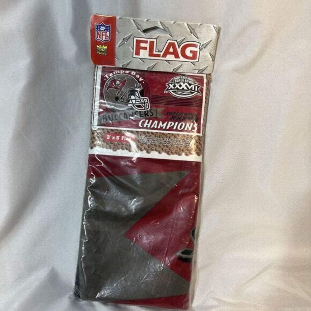 Tampa Bay Buccaneers Super Bowl Champions Deluxe Flag 3 x 5